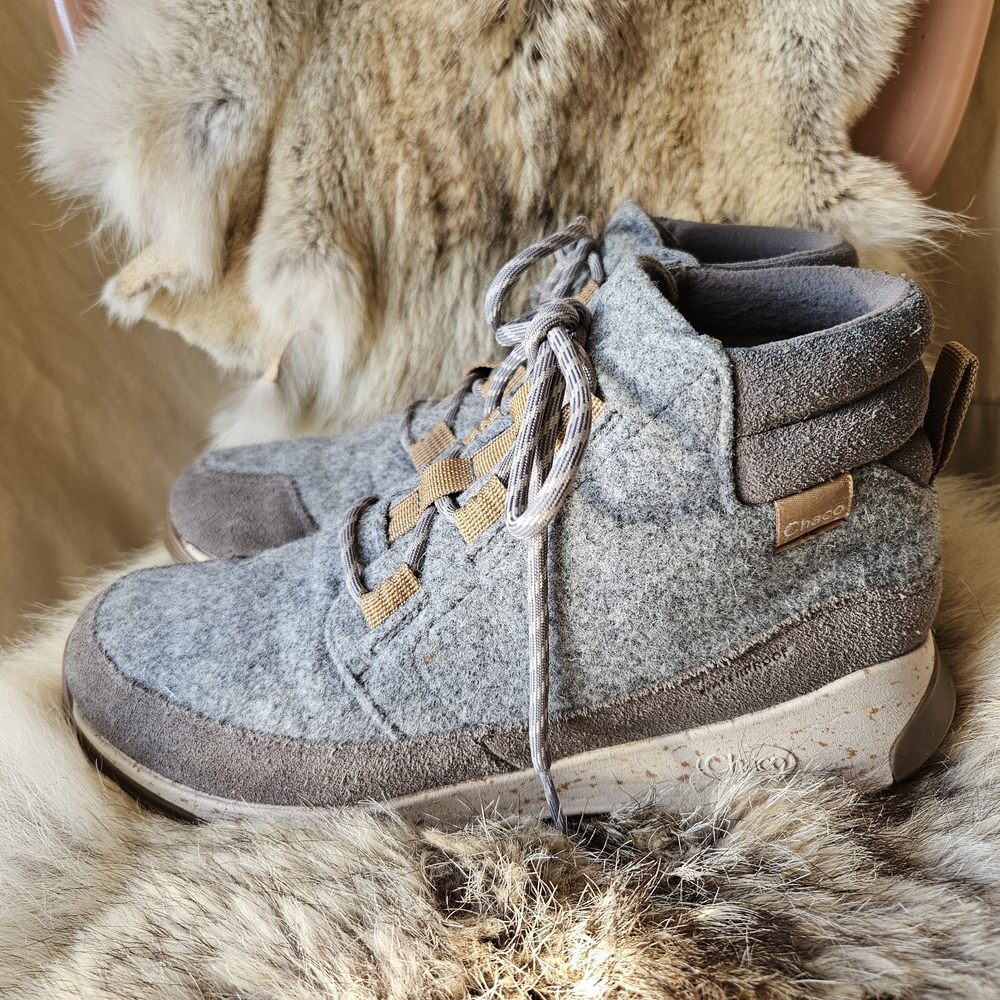 Chaco Borealis Ledge Gray Ankle Boots for Women Waterproof 8.5